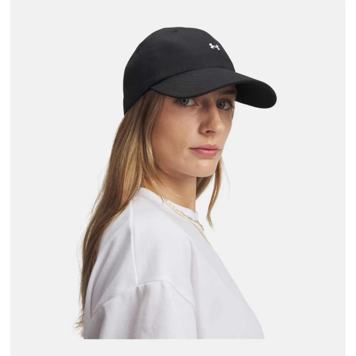 Dámska šiltovka UNDER ARMOUR W ESSENTIAL LOW ADJ-BLK · záber 4