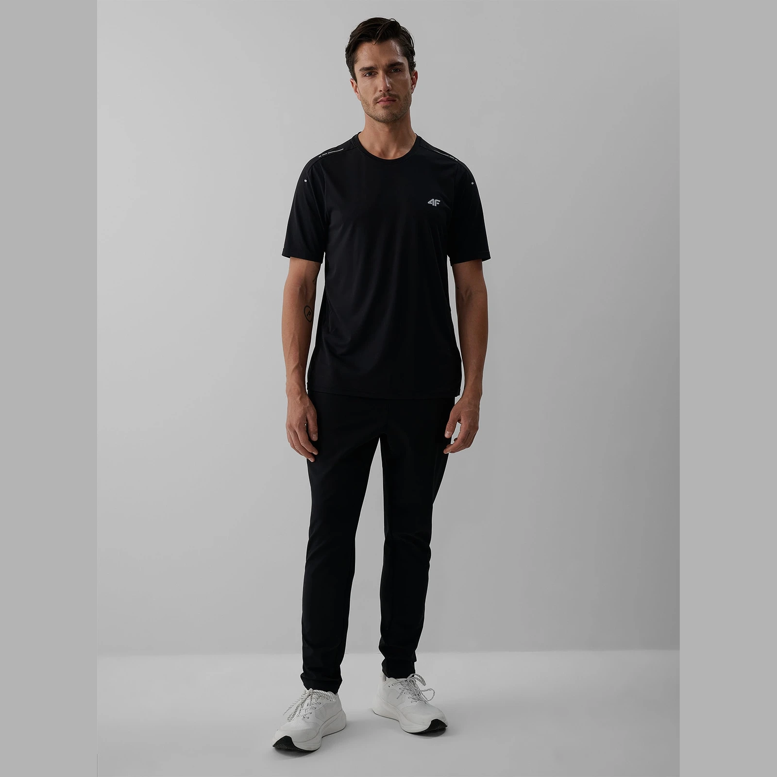 FUNKČNÉ TSHIRT - Farba: čierna · záber 6