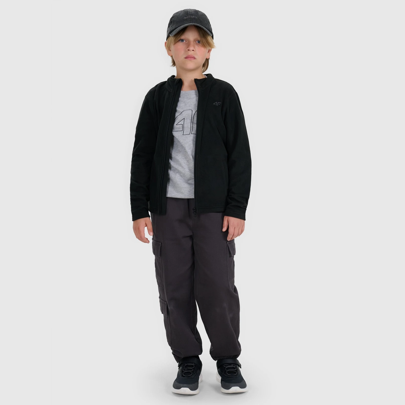 Chlapčenský fleece slim s golierom - čierny · záber 2
