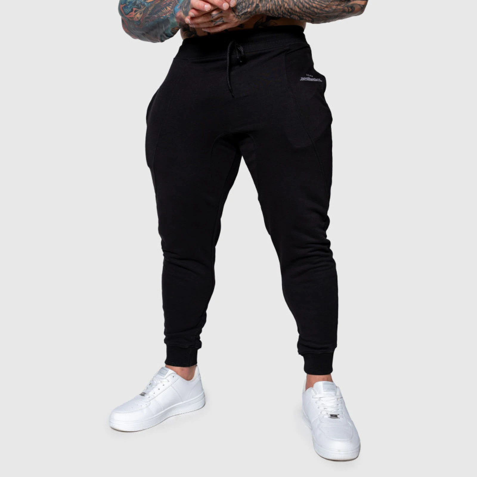 Pánske športové tepláky Iron Aesthetics Flexi, čierne · záber 3