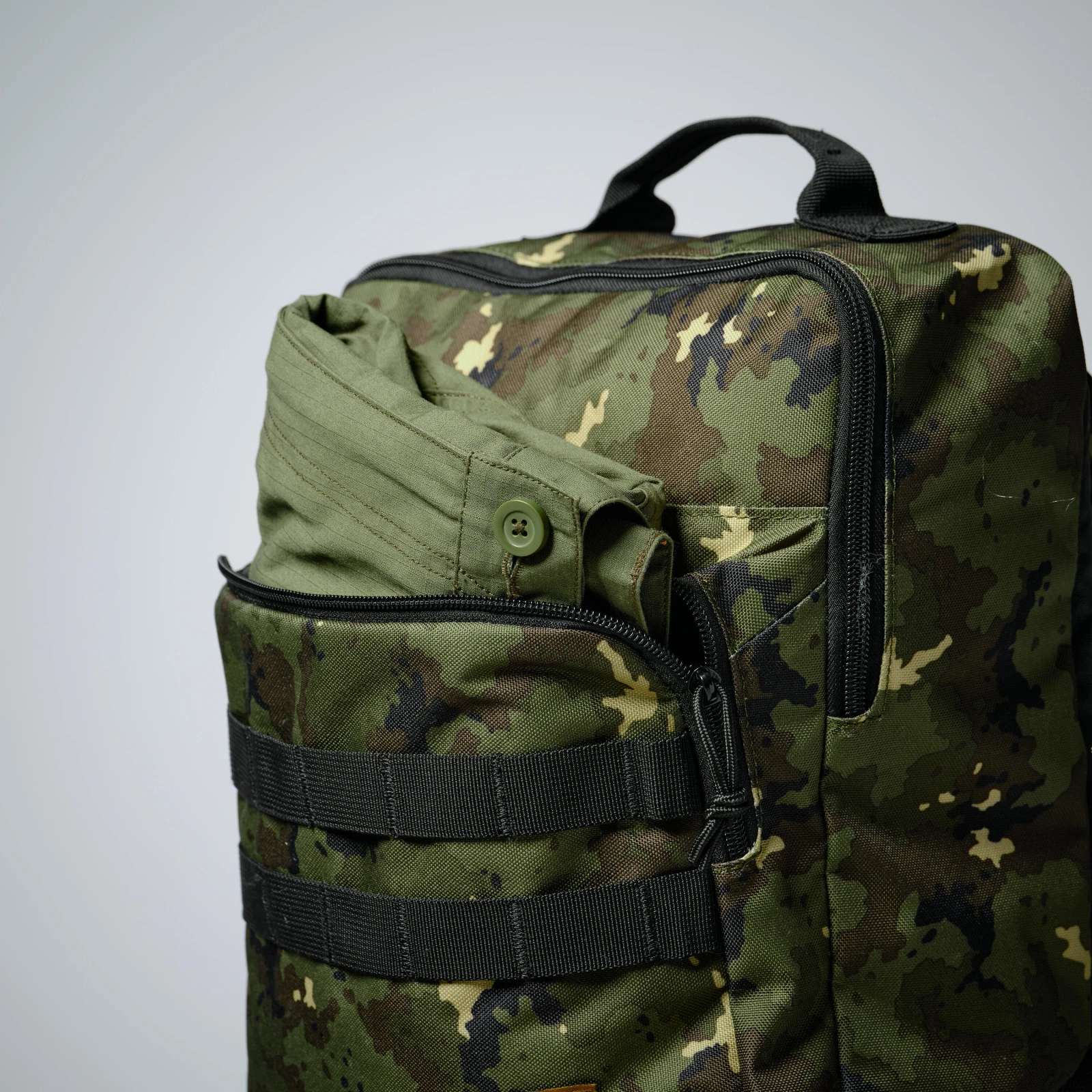 SOLOGNAC BATOH TACTICAL 20 L ISV bez · záber 2