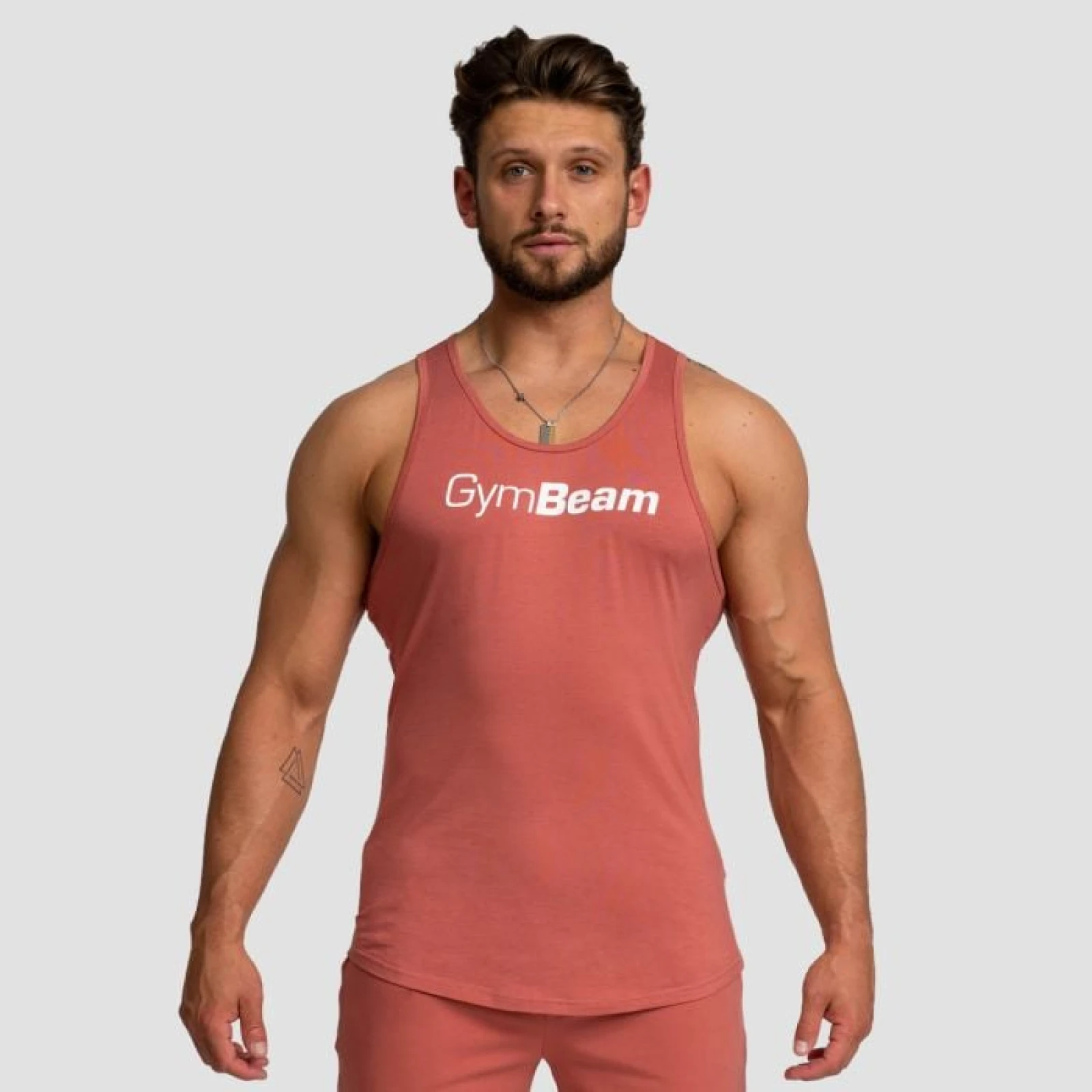 Потник Limitless Cinnamon - GymBeam - Размер: XXL | Тегло: 0,153 g · záber 1