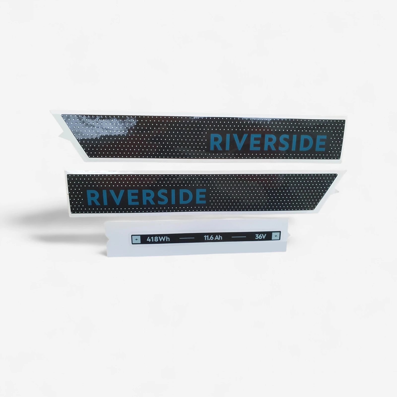 RIVERSIDE Nálepka na batériu bicykla Riverside 540E sivo-zeleno-tmavomodrá bez · záber 1