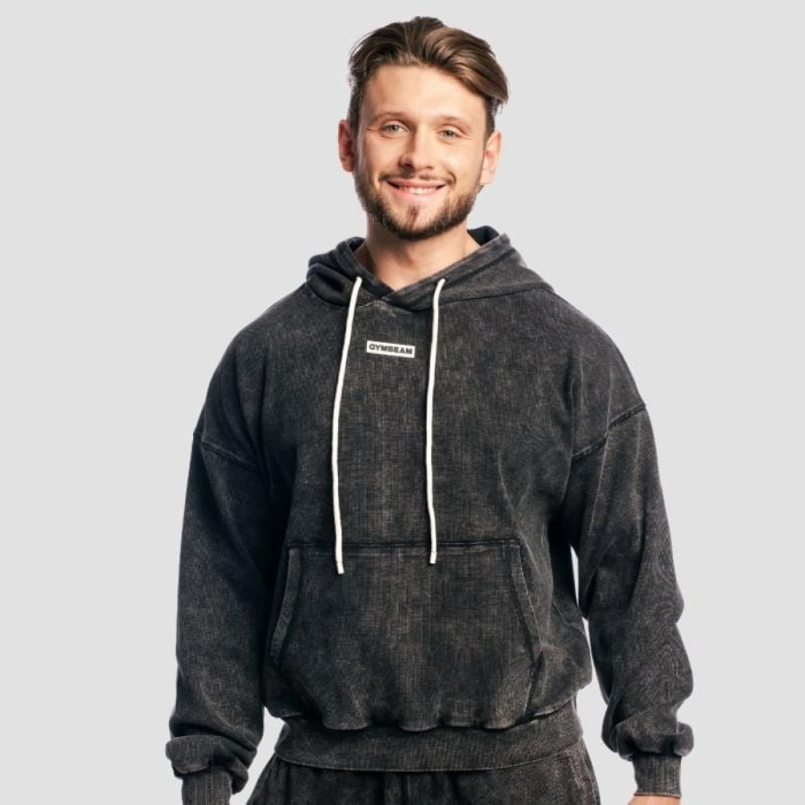 Суичър Aura Hoodie Washed Black - GymBeam - Размер: S | Тегло: 0,8 g | Опаковка: 22 · záber 1