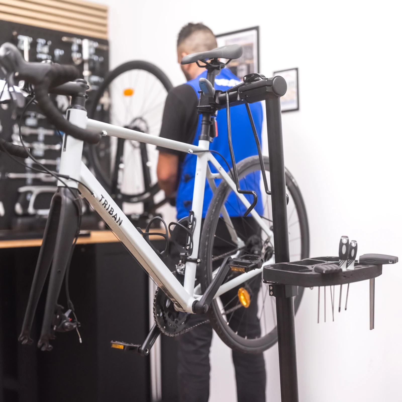 DECATHLON BEZPEČNOSTNÝ BALÍČEK - BICYKEL poplatok · záber 1