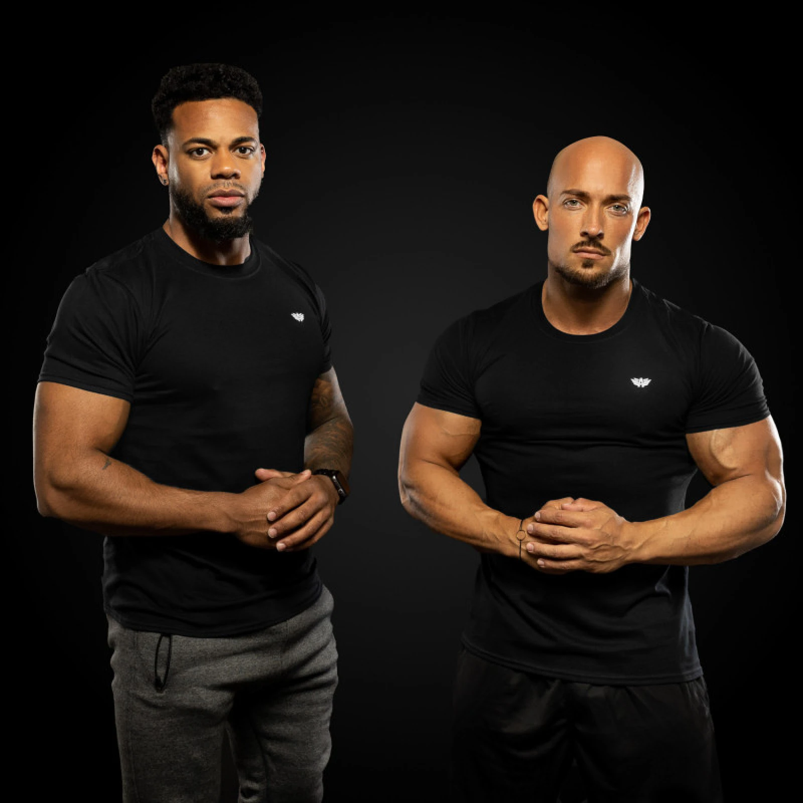 Pánske fitness tričko Iron Aesthetics Standard, čierne · záber 2