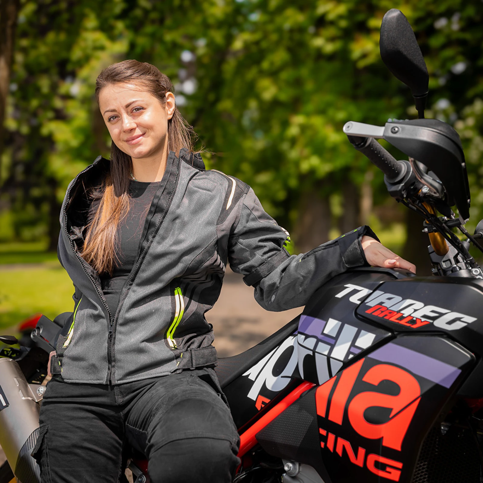 Dámska letná moto bunda W-TEC Jelsa Farba šedá-fluo, · záber 4