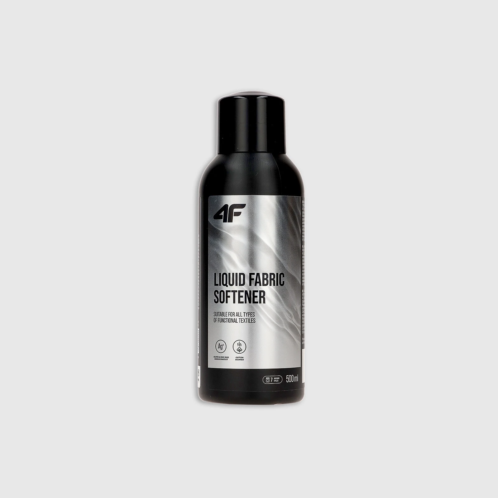 Tekutina (500ml) na máchání sportovního oblečení · záber 1