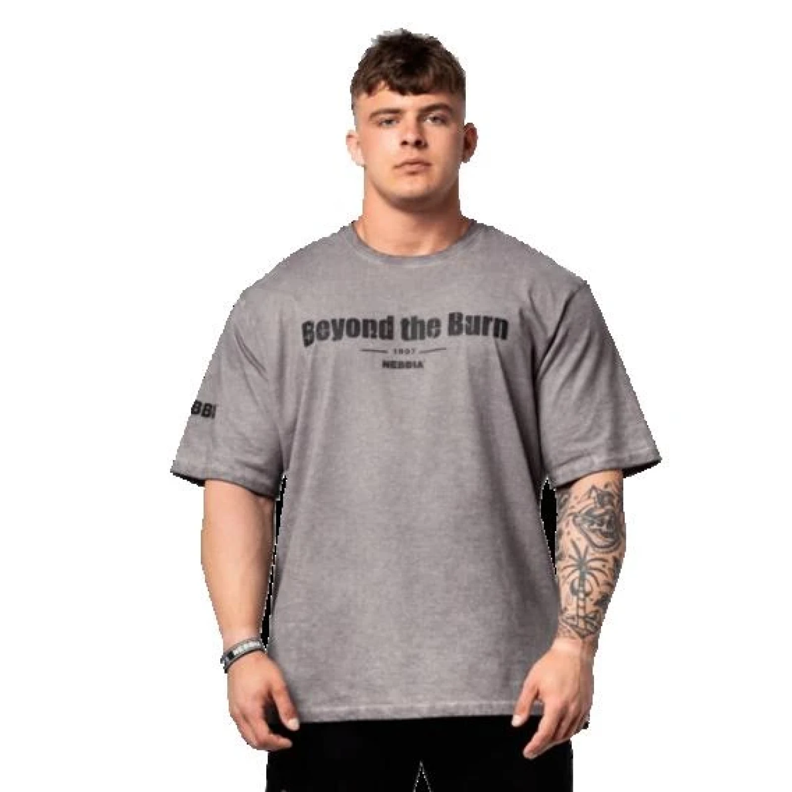Nebbia Washed-off bavlněné heavyweight tričko GRIND 370 · záber 1