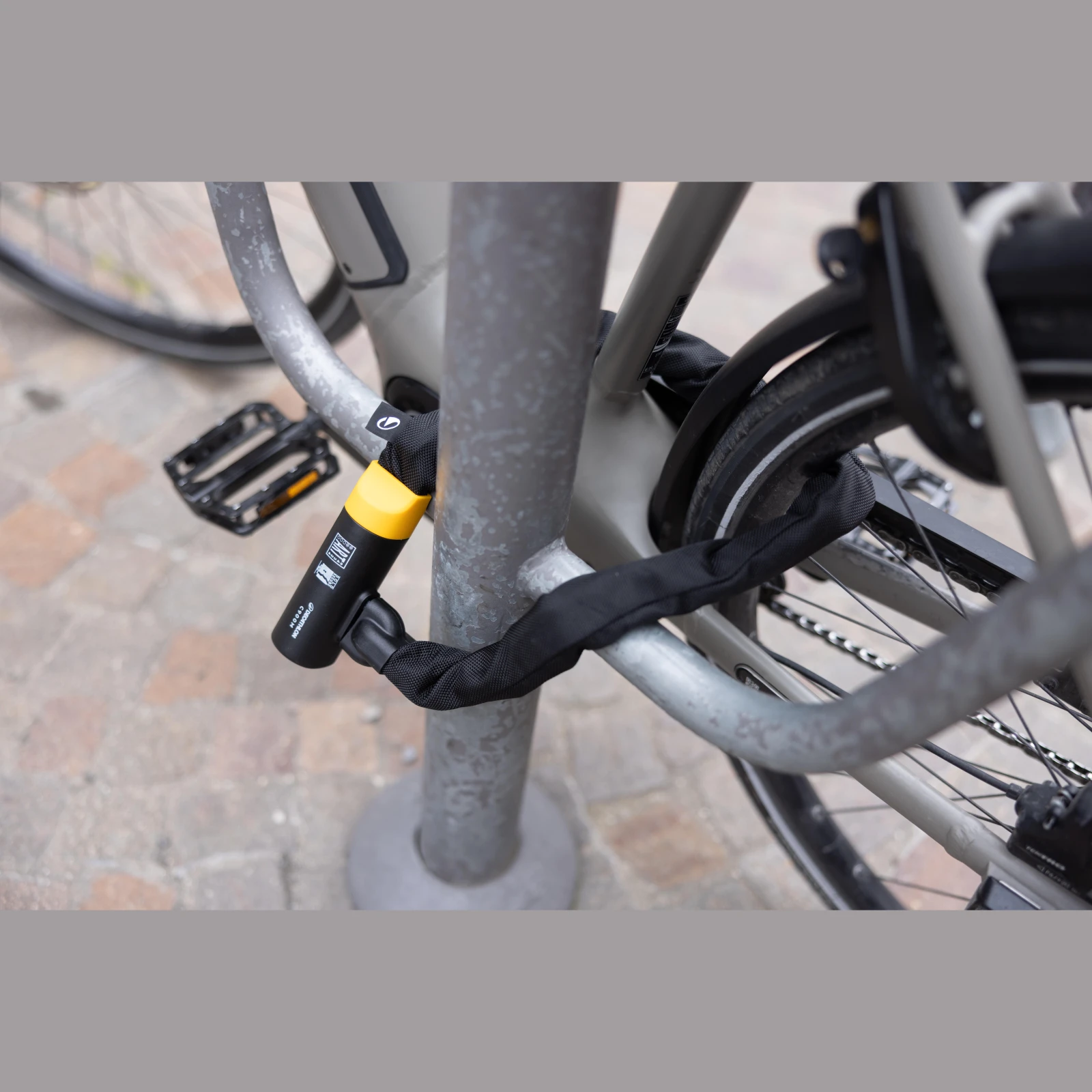 BTWIN Reťazový zámok na bicykel 900 M bez · záber 2