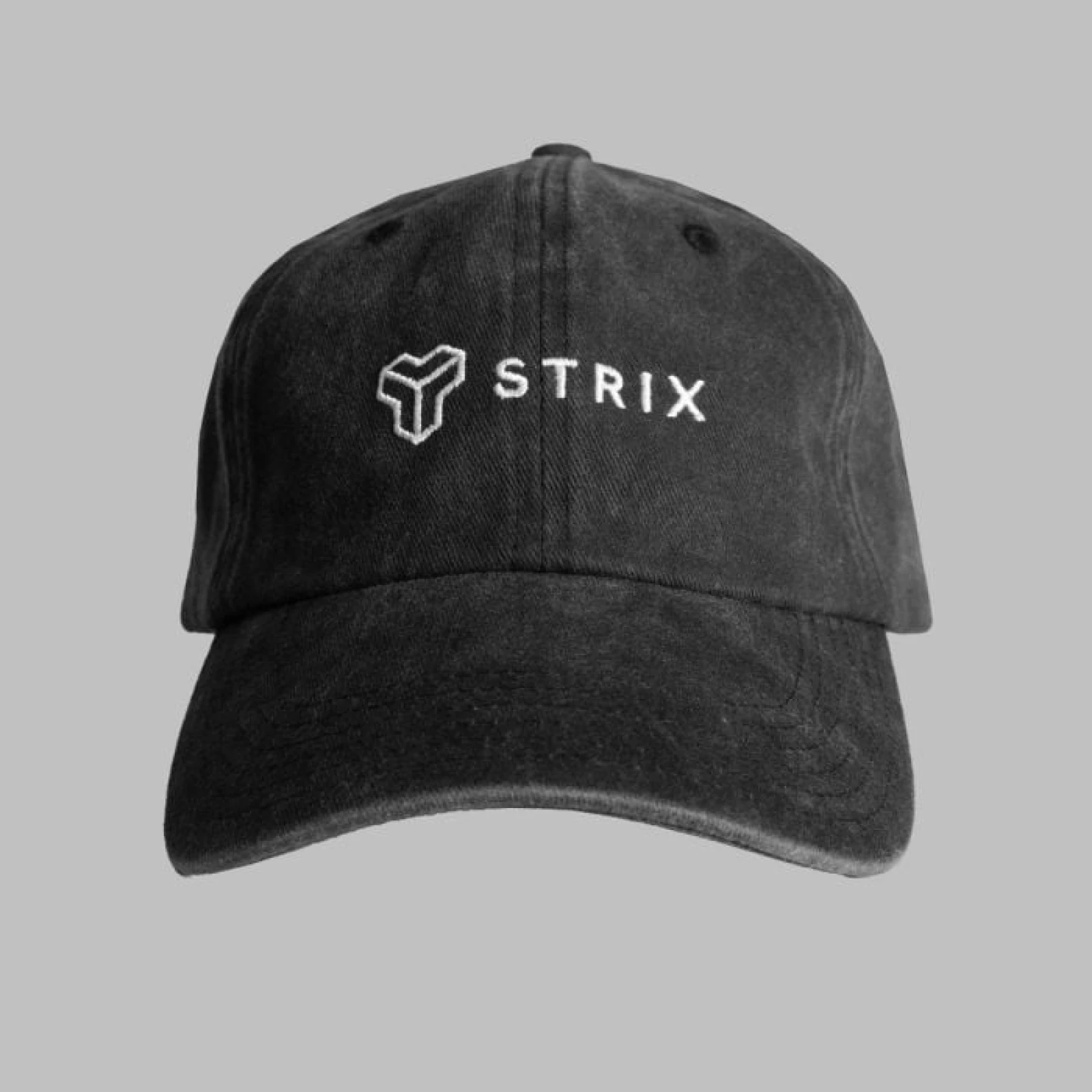 Шапка Washed Black - STRIX · záber 1