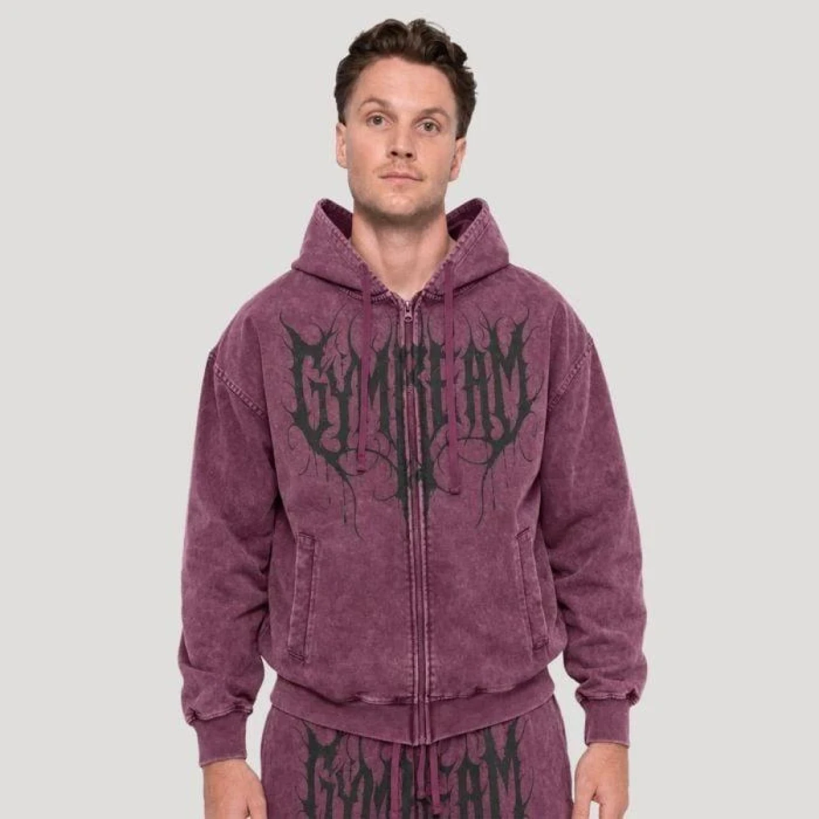 GymBeam Mikina Abyss Raisin - Velikost: S | Barva: fialová | Hmotnost: 0,83 kg | Balení: 28 · záber 6
