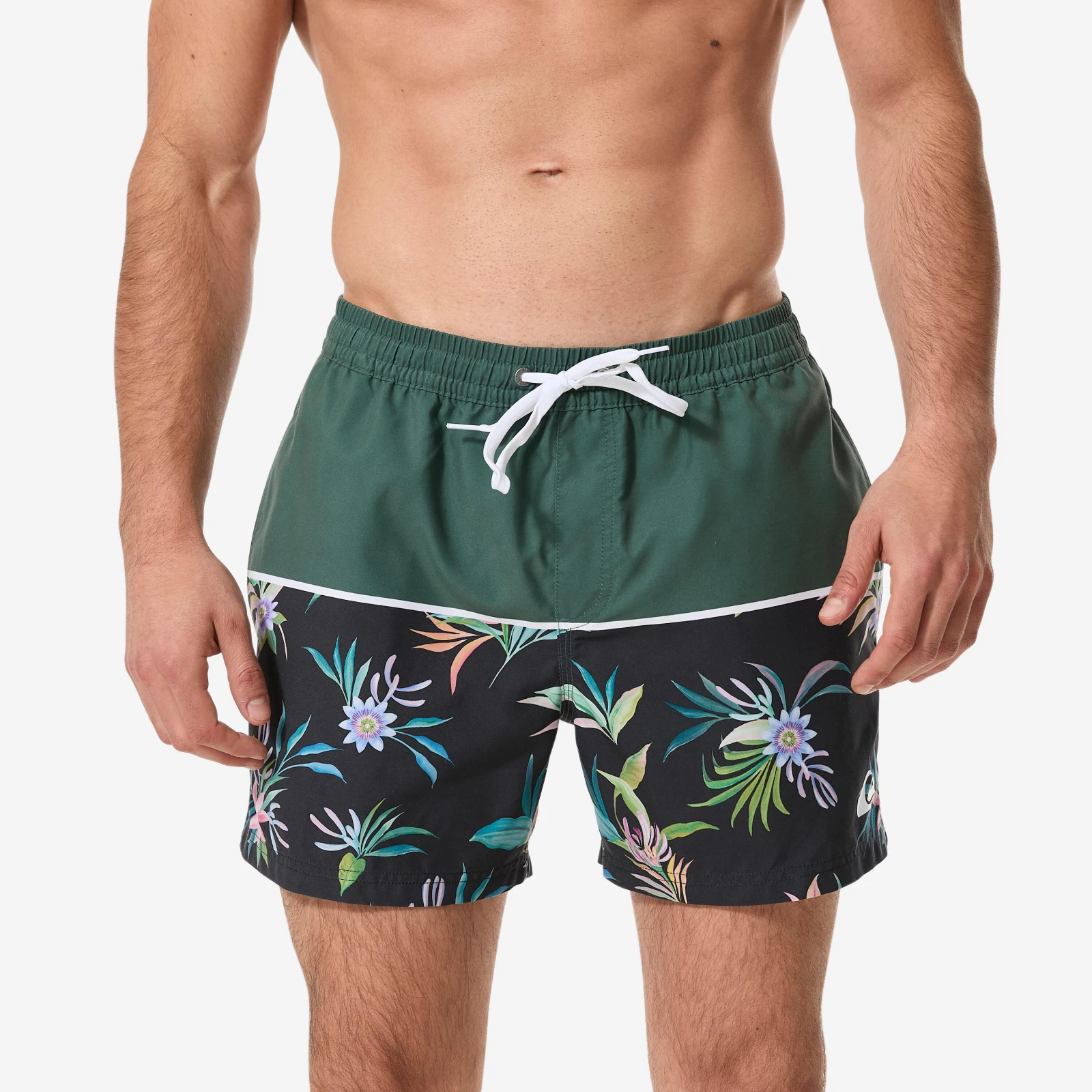 QUIKSILVER QUIKSILVER boardové šortky krátke 15" kaki M · záber 1