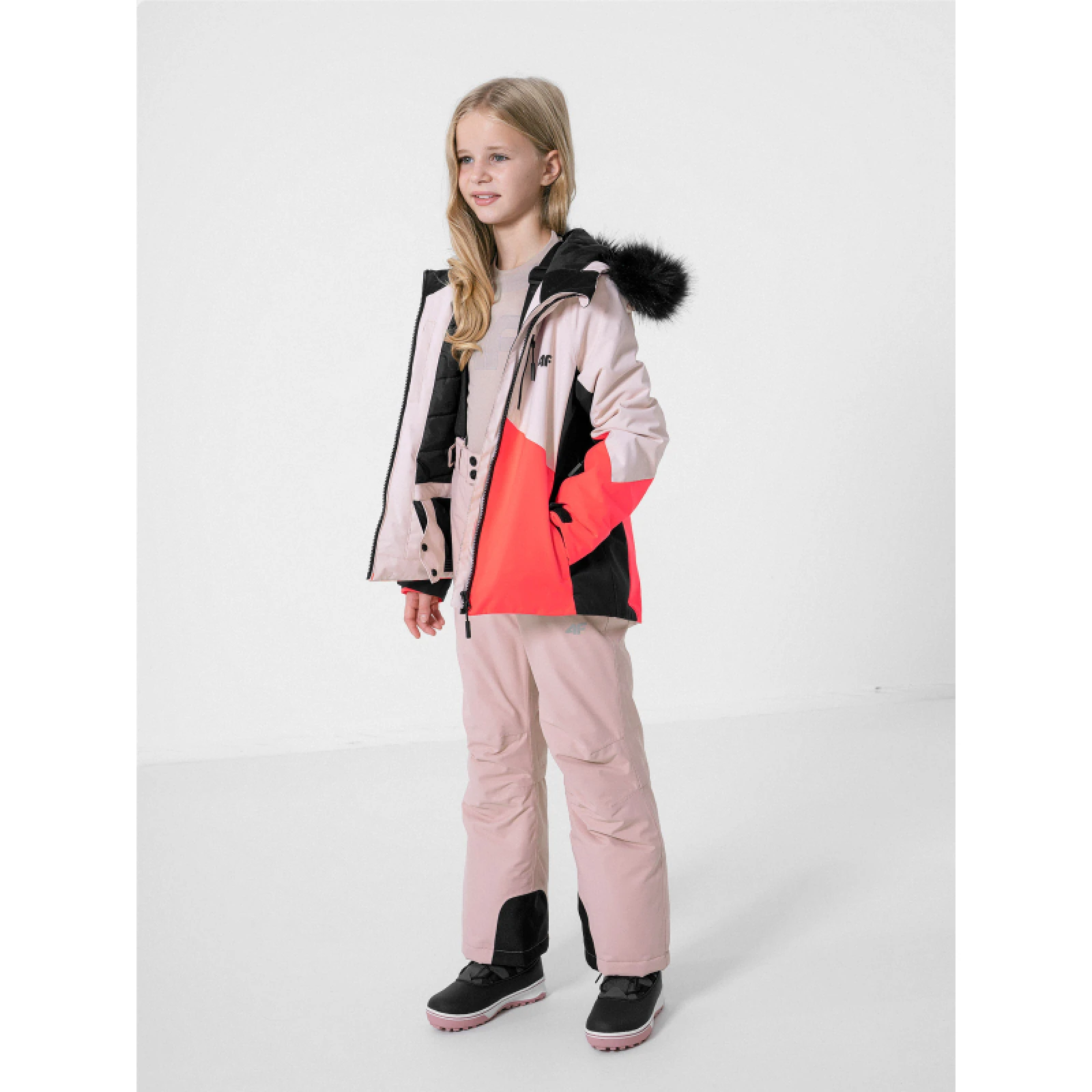 Dievčenská lyžiarska bunda 4F JUNIOR GIRLS SKI JACKET JKUDN003-56S-LIGHT PINK · záber 4