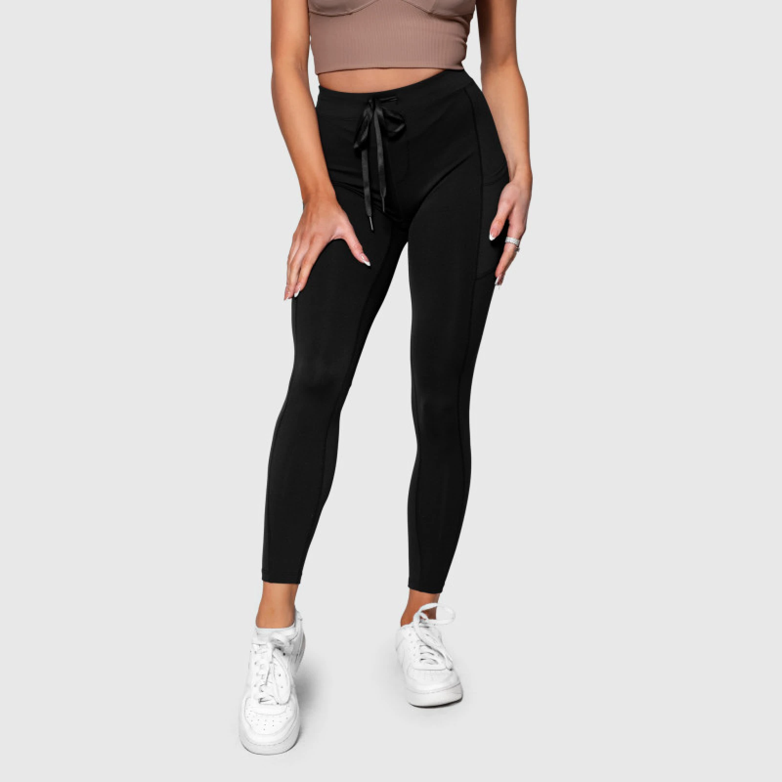Športové legíny s vreckami Iron Aesthetics Active, čierne · záber 1