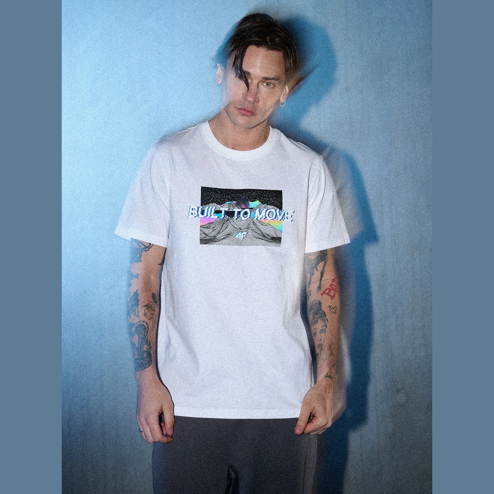 T-shirt regular s potlačou pánsky - biely · záber 10