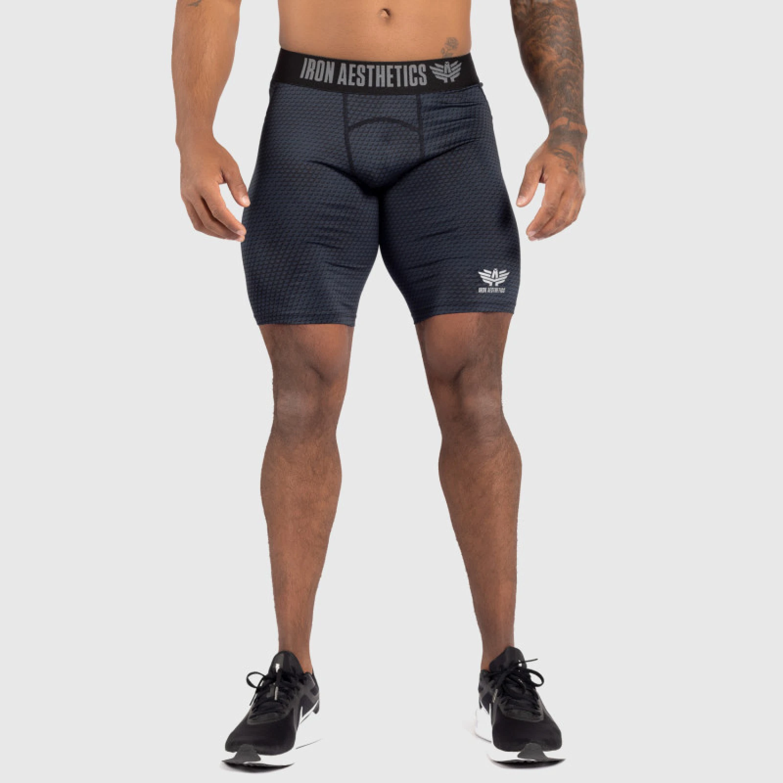 Funkčné šortky Iron Aesthetics Evolution, čierne · záber 2