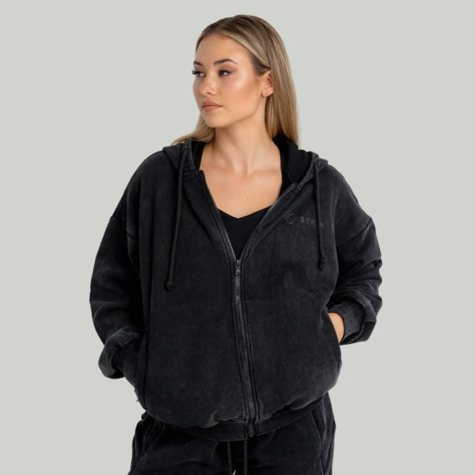 Дамски суичър с цип Washed Black - STRIX - Размер: L | Тегло: 0,96 g | Опаковка: 24 · záber 1