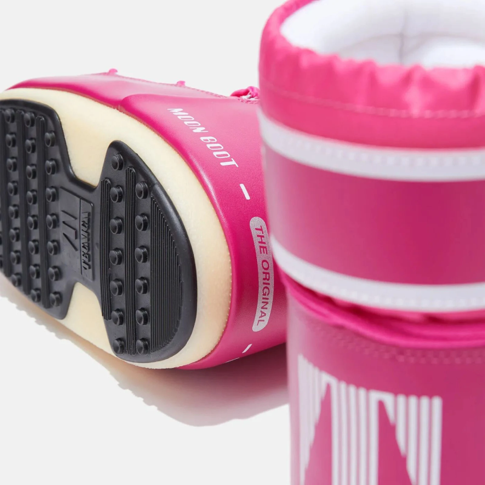 Dámske nízke zimné topánky MOON BOOT MB ICON LOW NYLON J003 BOUGAINVILLEA - Pohlavie: Zeny · záber 5