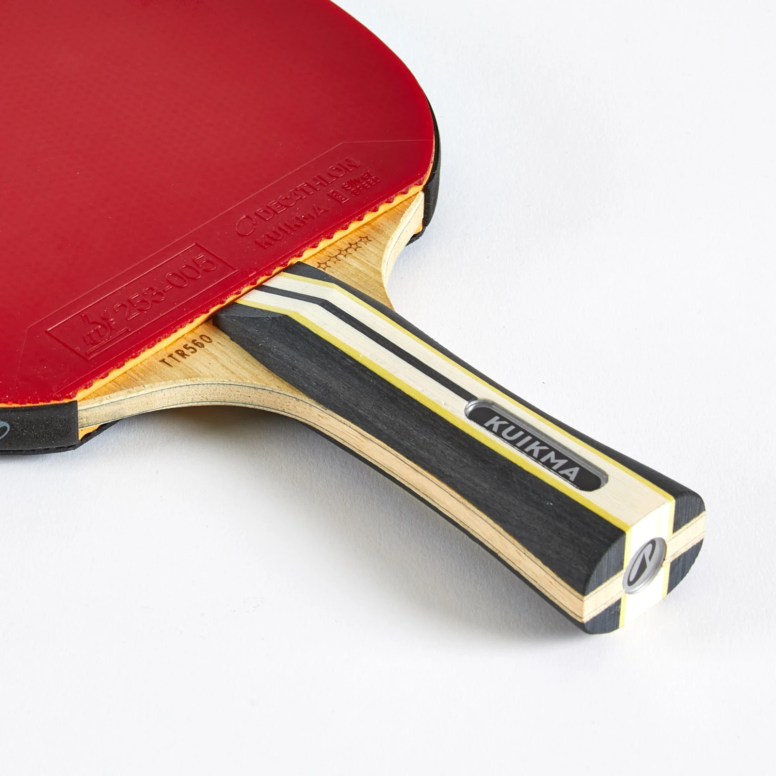 KUIKMA Stolnotenisová raketa TTR 560 Speed Carbon 5* ITTF pre kluby Shakehand · záber 2