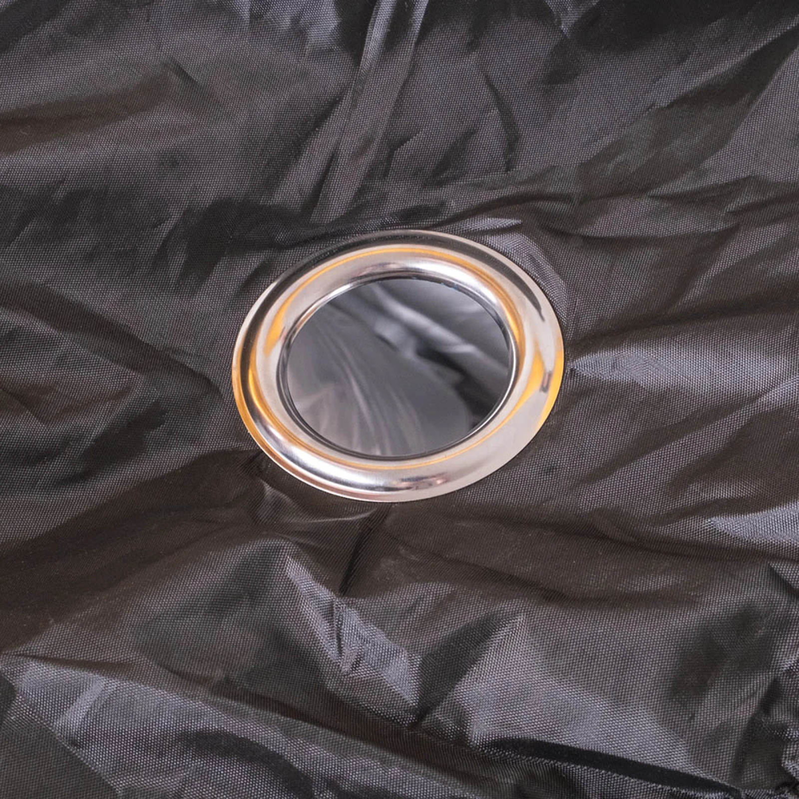 Plachta na motorku W-TEC Covertura L (220x95x110 cm) · záber 4