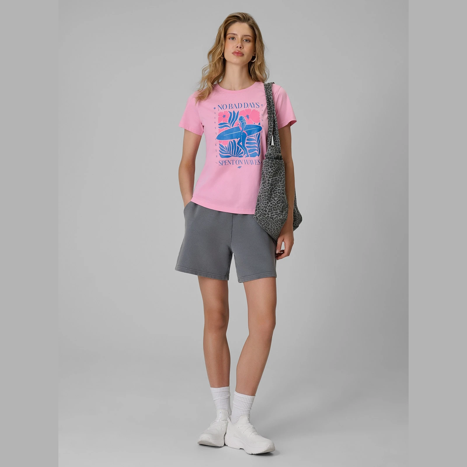 T-shirt regular s potlačou dámsky - ružový · záber 2