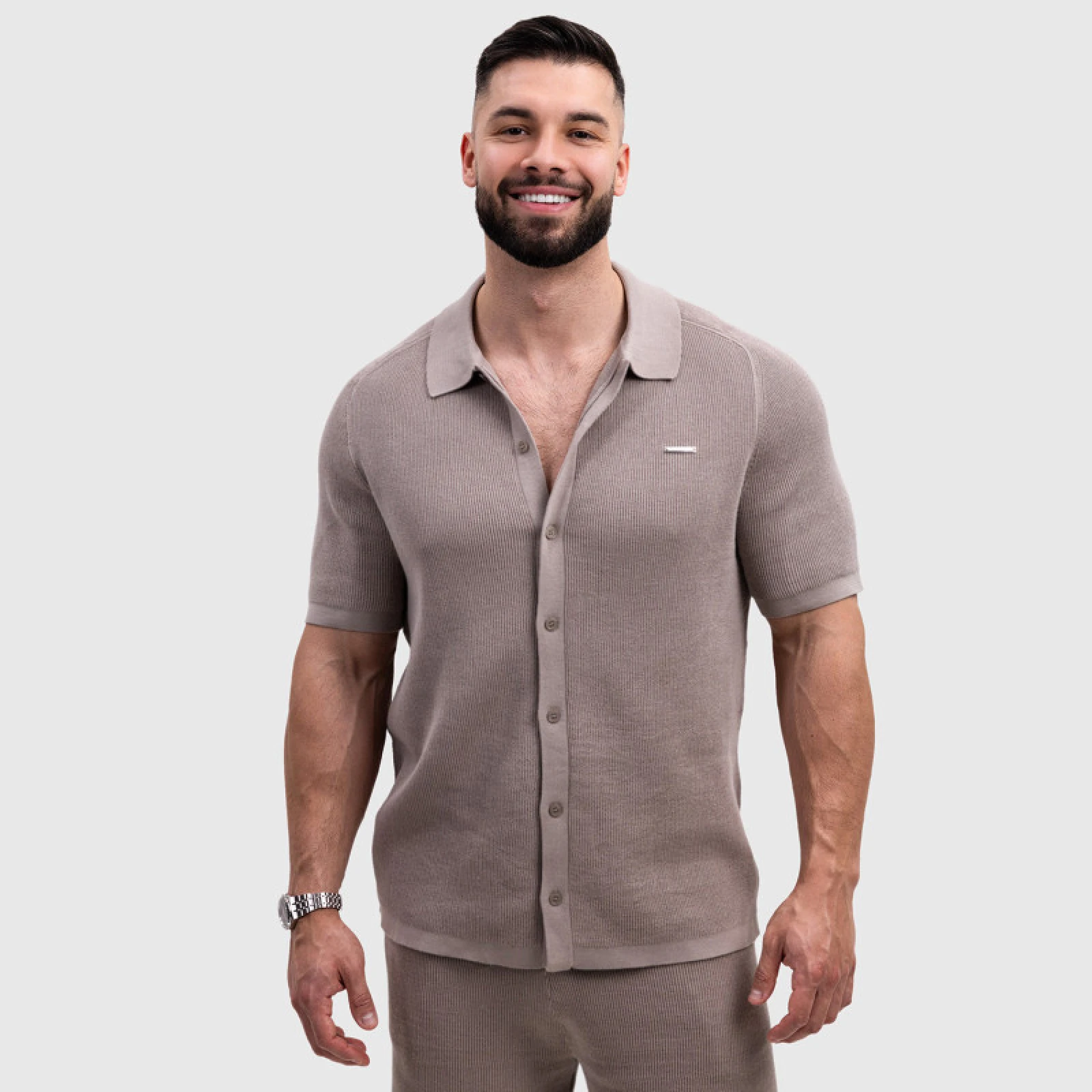 Pánska pletená košeľa Iron Aesthetics Vibe, béžová · záber 1