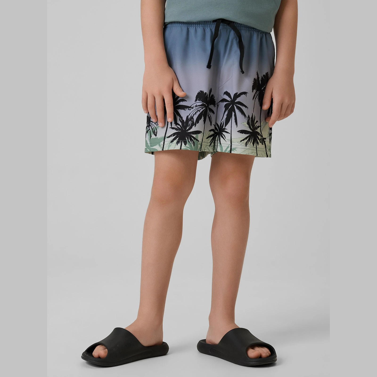 Chlapčenské plážové boardshorty - multicolor · záber 2