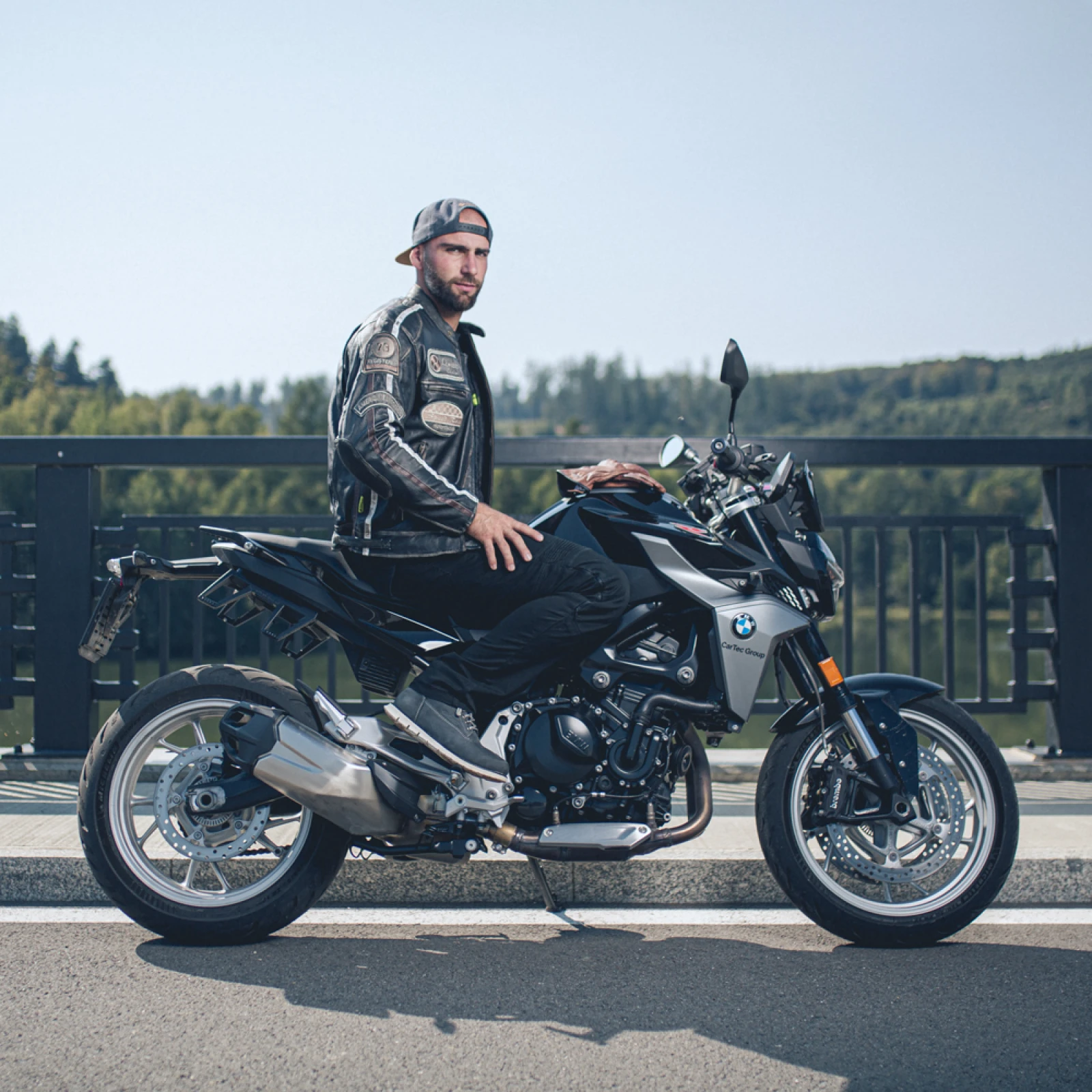 Pánska kožená moto bunda W-TEC Sheawen Vintage Farba čierna, · záber 4