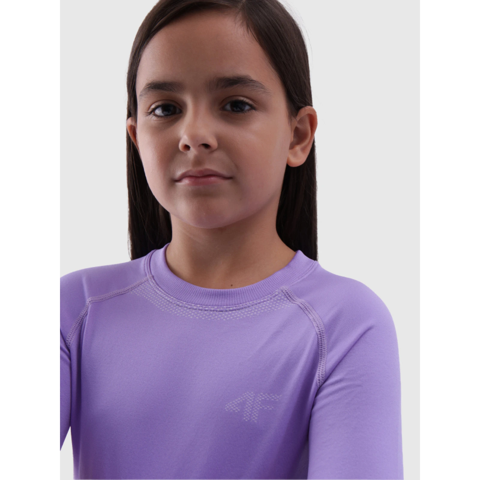 Dievčenské termoprádlo vrchný a spodný diel 4F JUNIOR SEAMLESS UNDERWEAR-JWAW24USEAF150-51S-VIOLET · záber 3