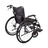 Mechanický skladací invalidný vozík inSPORTline Jakesully odľahčený • 13kg • do 100kg · záber 2
