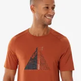 QUECHUA Pánske turistické tričko MH500 krátky rukáv hnedé 2XL · záber 2