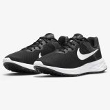 Nike Revolution 6 Next Nature W - Velikost: 35,5 · záber 4