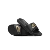 Dámske šlapky (plážová obuv) NIKE Victori One black black metallic red bronze · záber 4