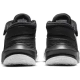 Nike Team Hustle D 10 FlyEase Veľkosť: 38,5 EUR · záber 5