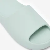 DECATHLON Plavecké šľapky Style 500 svetlozelené 41-42 · záber 2