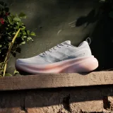 Dámska bežecká obuv ADIDAS Supernova Glide W ice purple silver metalic halo silver · záber 4