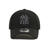 Kšiltovka NEW ERA 940 MLB Pop outline 9forty NEYYAN-BLK · záber 2