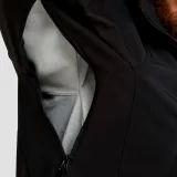 GymBeam Pánská bunda Softshell Black - Velikost: S | Barva: Čierna | Hmotnost: 0,81 kg | Balení: 20 · záber 2