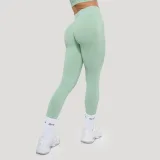 Дамски клин Luma Pistachio - GymBeam - Размер: L | Тегло: 0,257 g | Опаковка: 75 · záber 1