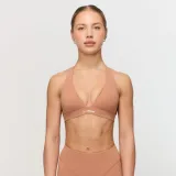 Спортен сутиен Fierce Halter Caramel - GymBeam - Размер: XS | Тегло: 0,07 g | Опаковка: 190 · záber 1