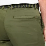 INESIS Pánske golfové chino nohavice bavlnené MW500 kaki L (L34) · záber 2