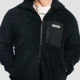 GymBeam Sherpa Jacket Black - Velikost: L | Barva: Čierna | Hmotnost: 0,95 kg | Balení: 14 · záber 2
