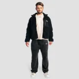 GymBeam Sherpa Jacket Black - Velikost: L | Barva: Čierna | Hmotnost: 0,95 kg | Balení: 14 · záber 5