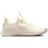 Nike Free Metcon 6 - 42 · záber 5