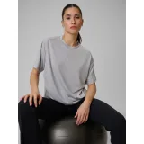 Dámské tréninkové tričko s krátkým rukávem 4F TSHIRT FNK F1811-27S-COLD LIGHT GREY · záber 2