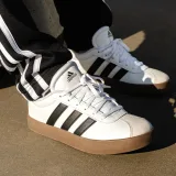 ADIDAS ADIDAS VL Court detská šnurovacia obuv 35-39 37 · záber 1