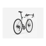 Trek Madone SL 5 Gen 8 Gloss Crystal White/matte Deep Smoke 2026 - Velikost: L · záber 2