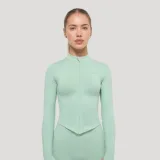 Дамски спортен топ Luma Pistachio - GymBeam - Размер: XS | Тегло: 0,231 g | Опаковка: 105 · záber 1