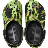 Chlapčenské kroksy (rekreačná obuv) CROCS Classic Spray Camo Clog K black · záber 4